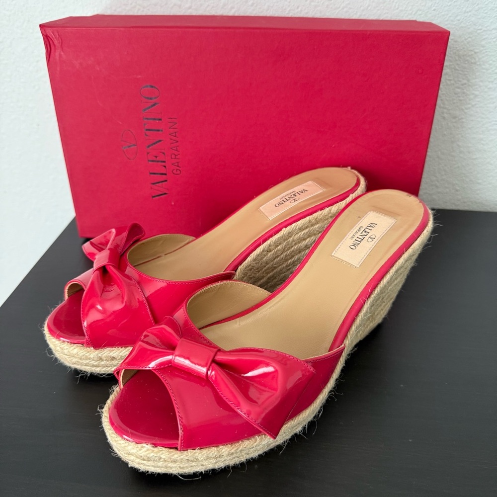 Valentino Mena Bow Patent Leather Wedge Espadrille Slide Sandal